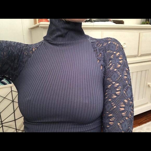 Free People mock neck - Picture 5 of 6